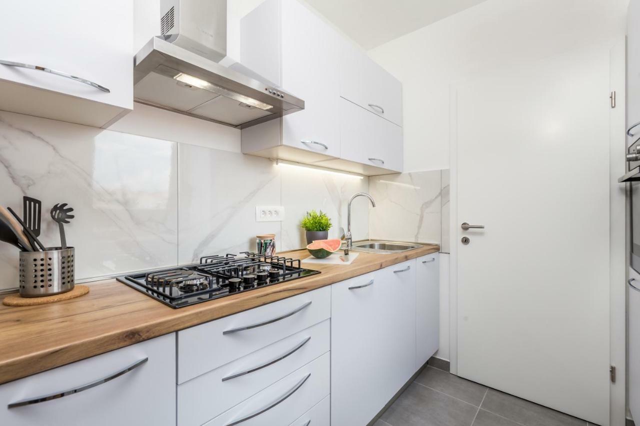 Victory Sea View Apartment Rijeka Exterior foto