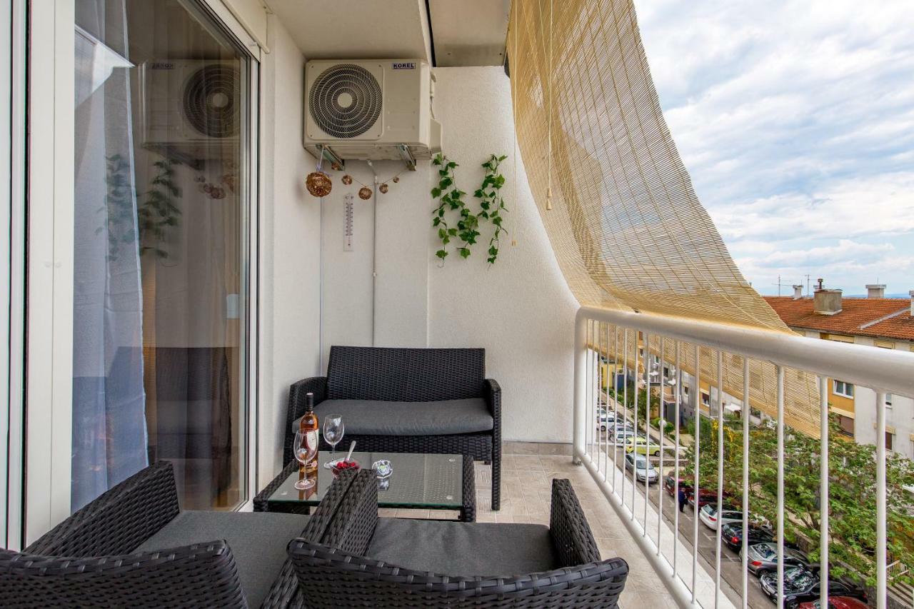 Victory Sea View Apartment Rijeka Exterior foto